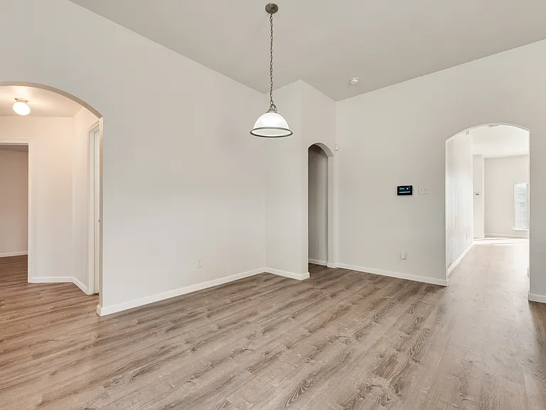 7437 Diamond Springs Trl — Photo 6