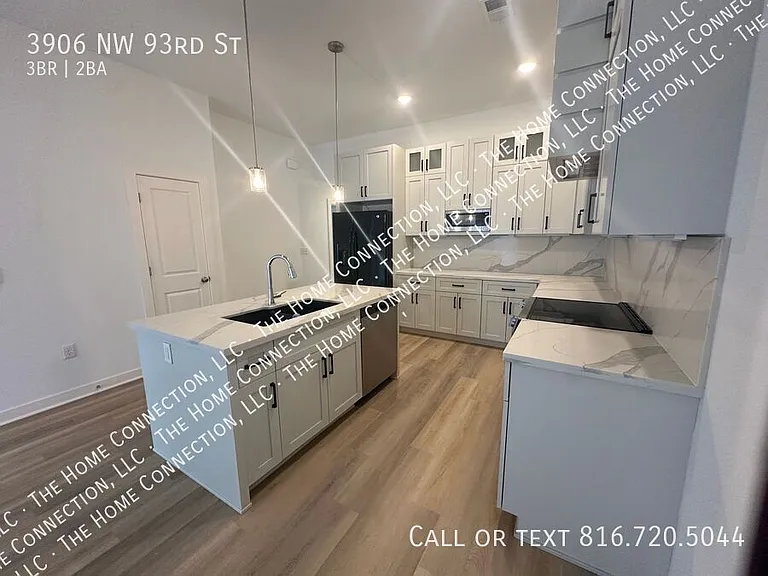 3906 NW 93rd St — Photo 14