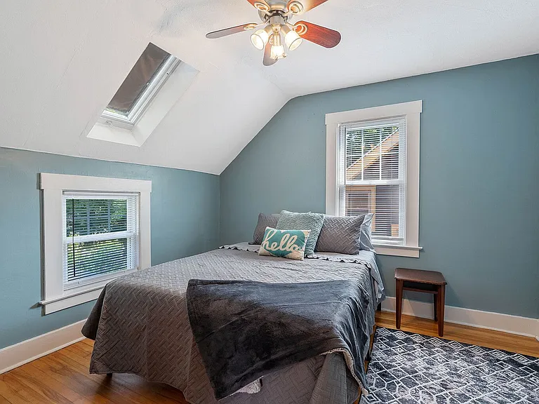 305 Arlington Ave — Photo 16