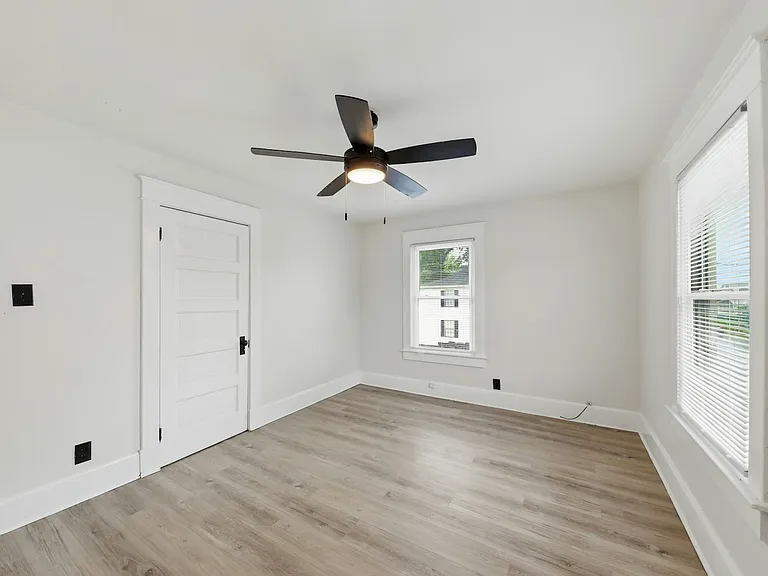 1400 Woodlawn Ave #1400 — Photo 14