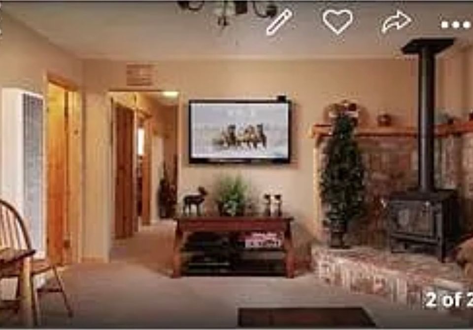 2nd image of 2113 1st Ln