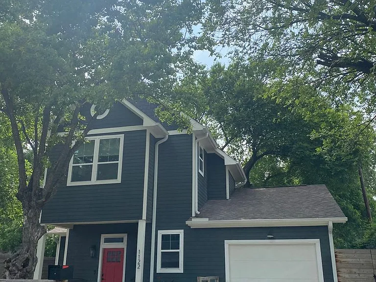 1122 Kirk Ave — Photo 1