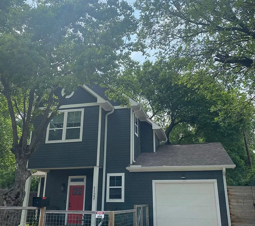 1122 Kirk Ave