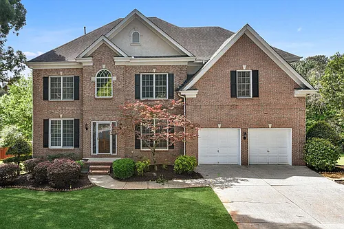 330 Winherst Ln Photo 1