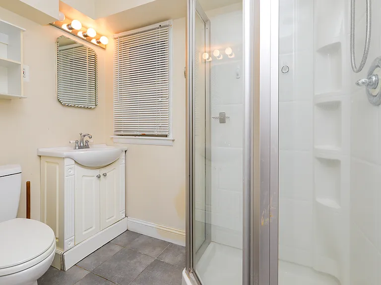 10306 Fleming Ave — Photo 27