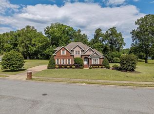 145 Green Spring Dr, Suffolk, VA 23435