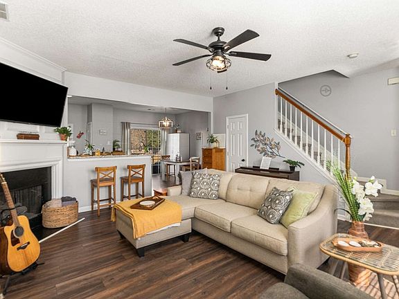 3rd image of 1741 Stanwood Dr NW