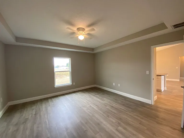 137 Juniper Loop Cir — Photo 14