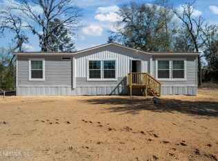 112 HIGHLAND Drive, Hawthorne, FL 32640