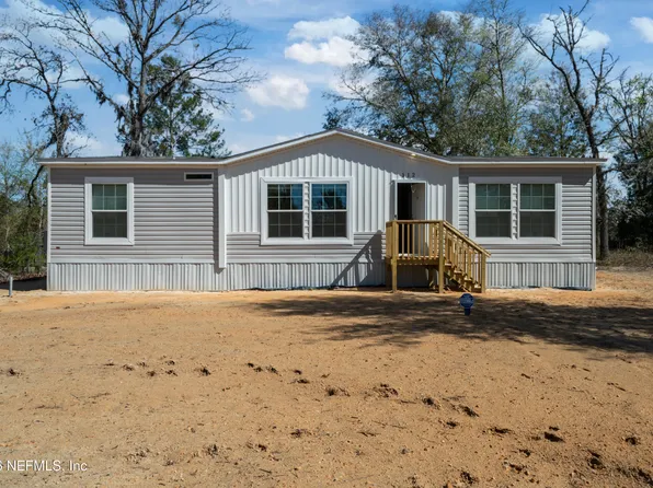 112 HIGHLAND Drive, Hawthorne, FL 32640