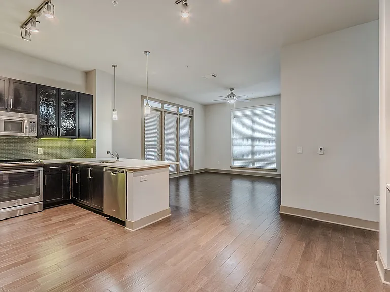 Anthem Cityline Apartments — Photo 22