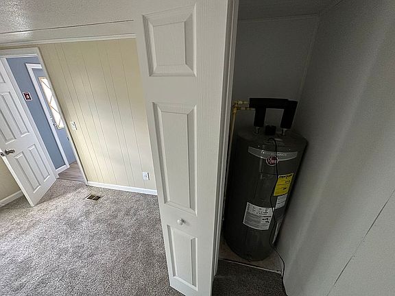 5th image of 245 Manton St Trailer 56