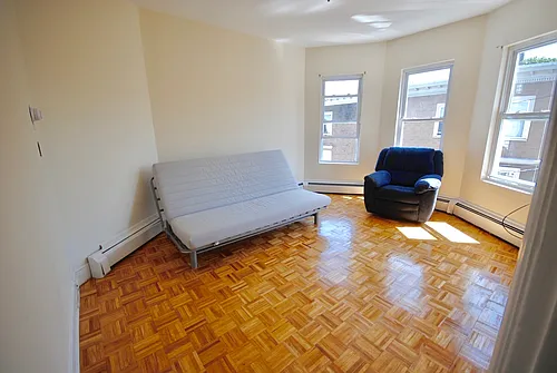 5 Spring Garden St Photo 1