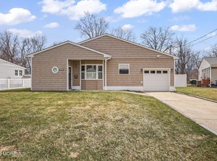 27 Mason Drive, Hazlet, NJ 07730