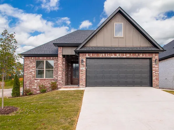 163 Fletcher Ridge Dr, Little Rock, AR 72223