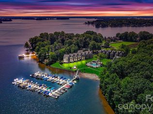 2135 Regatta Ln UNIT 101, Denver, NC 28037