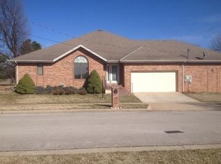 819 W Raynell St, Springfield, MO 65807