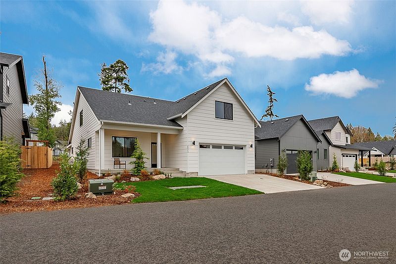 2nd image of 2973 Oleander Lane