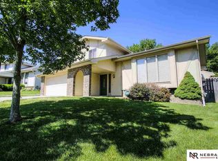 6720 S 88th St, Omaha, NE 68127