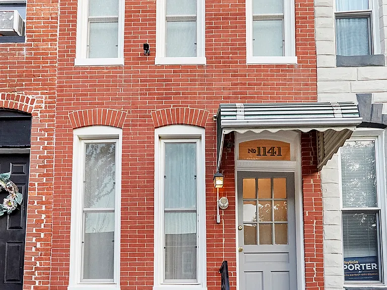 1141 W Hamburg St — Photo 36