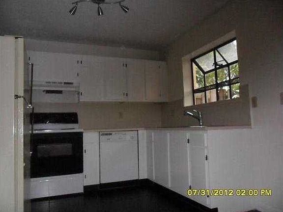 5th image of 333 City View Dr