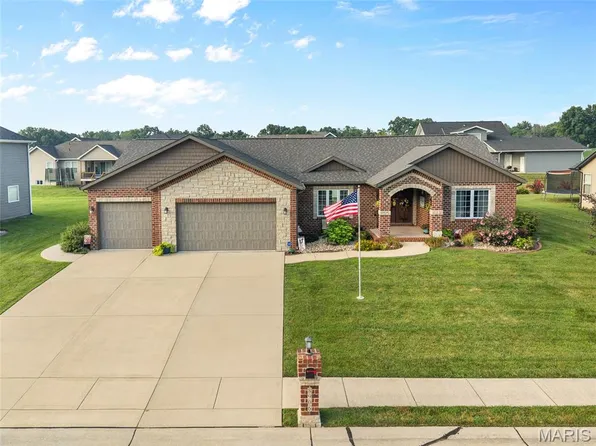 8906 Wendell Creek Dr, Saint Jacob, IL 62281