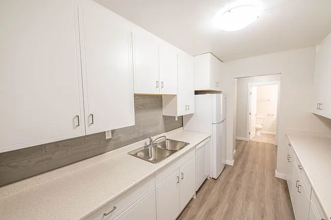 Hartley Manor Apartments — Photo 1