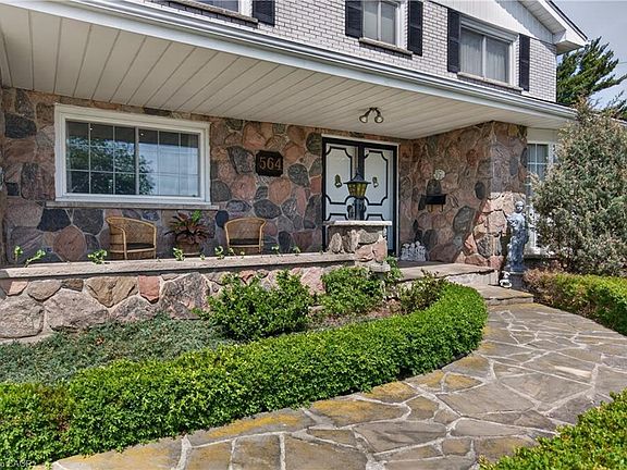 4th image of 564 Mountain Brow Blvd