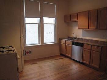 2nd image of 846 N California Ave Ste 1