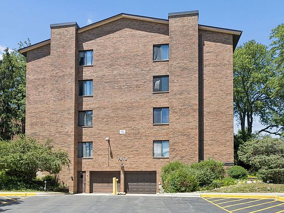 4th image of 7510 Farmingdale Dr APT 304