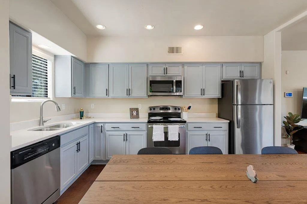 The Benedictine Townhomes — Photo 3