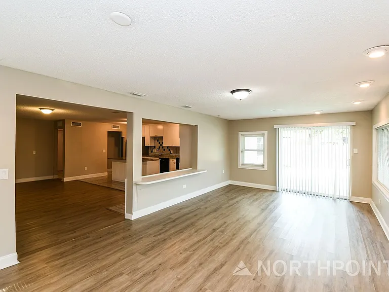 7215 Sharbeth Dr S — Photo 3
