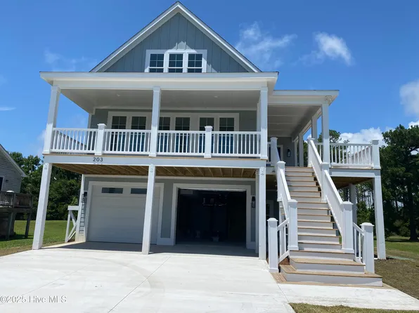 203 Gem Court, Beaufort, NC 28516