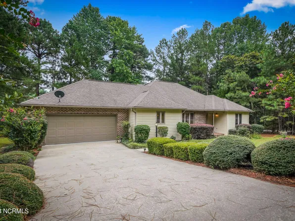 110 Heron Drive, West End, NC 27376