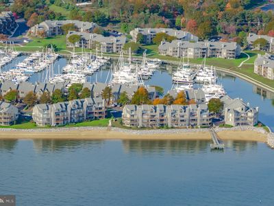 7046 Harbour Village Ct APT 202, Annapolis, MD, 21403