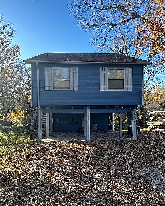 1st image of 9 Lake Dr