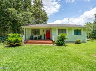 75 Flurry Dr, Perkinston, MS 39573