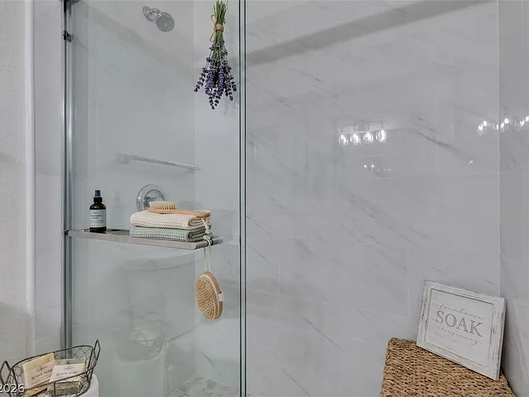 1800 Edmond St #124 — Photo 52