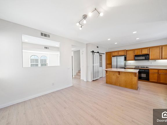 3rd image of 14413 Pebblecreek Way