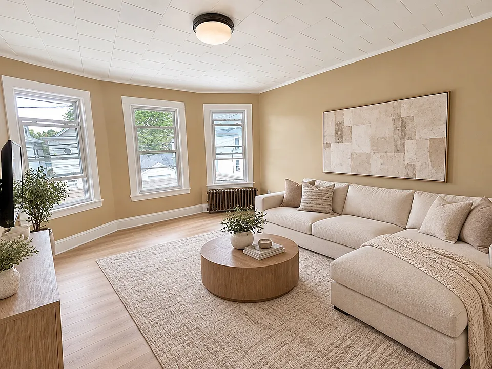 123 Pacific Ave #2