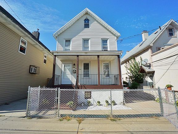3rd image of 703 Henderson Ave
