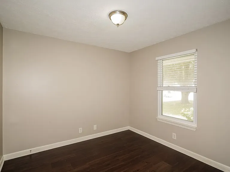 1231 Azure Way — Photo 14