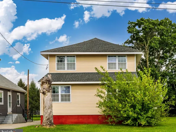 44 S Broadway, Pennsville, NJ 08070