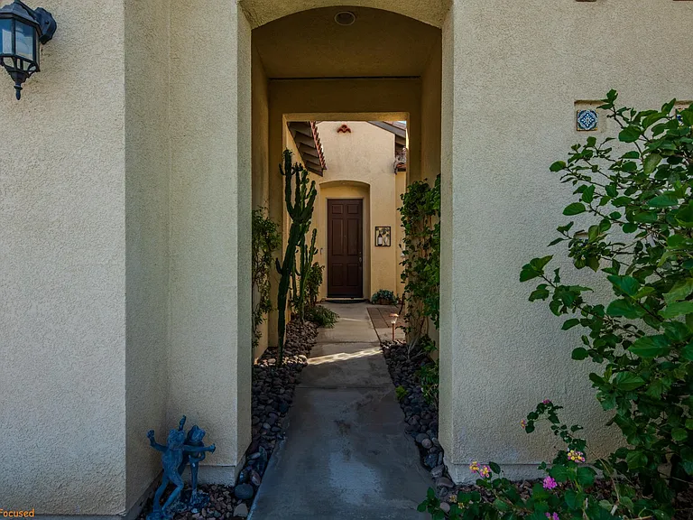 27 Shoreline Dr — Photo 4