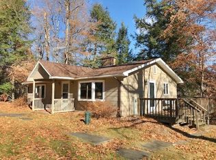 W14932 County Road C, Silver Cliff, WI 54104