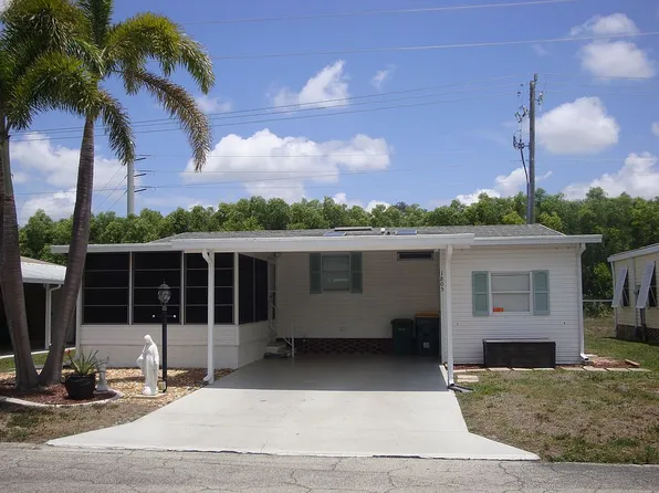 1805 Monticello Dr, Naples, FL 34110
