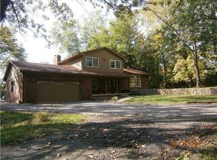 1061 N 450 W, Shelbyville, IN 46176