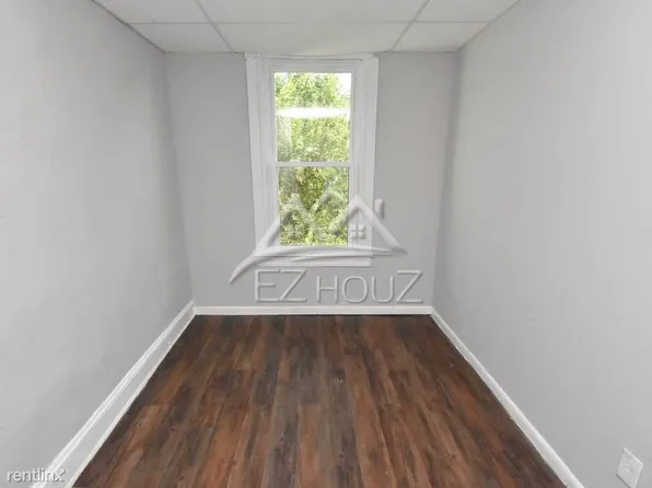 1506 Popland St, Baltimore, MD 21226