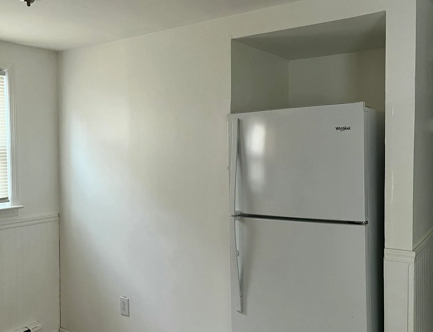 2 bed, 1075 sqft, $2,200 — Photo 4