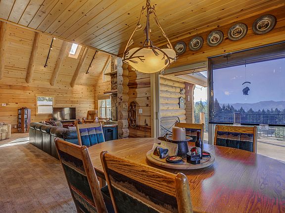 A view for every meal